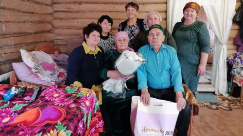 Гайфутдиновы из села Новый Имян отметили золотую свадьбу