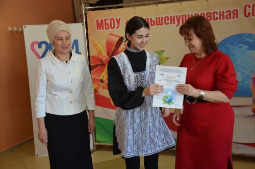 Зур Нөркәй мәктәбе сәләтле гаиләләрне кунакка җыйды