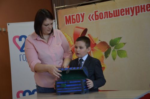 Зур Нөркәй мәктәбе сәләтле гаиләләрне кунакка җыйды