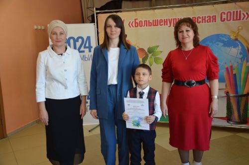 Зур Нөркәй мәктәбе сәләтле гаиләләрне кунакка җыйды