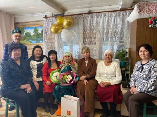 Наирә апага 90 яшь тулды