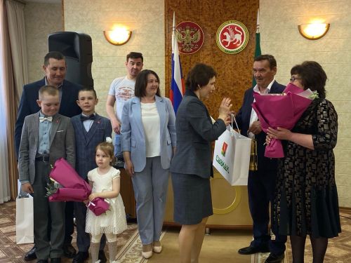 Гаилә учагы капсуласы бүген Әлмәт шәһәренә китте