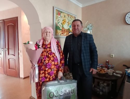 Жительнице Джалиля Лайсане Ахметхузиной исполнилось 90 лет