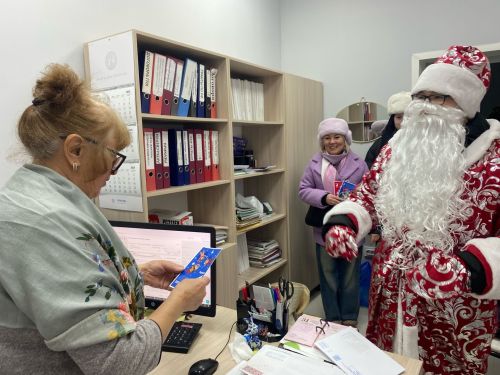 “Алдынгылар” Кыш бабае матбугат үзәгенә килде
