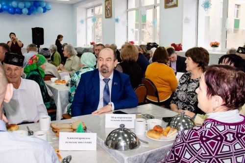 В Джалильском ДИПИ почтили людей с ОВЗ