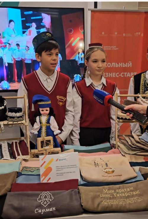 Джалильская гимназия достойно представила проект «Шоппер вместо 1000 пакетов»