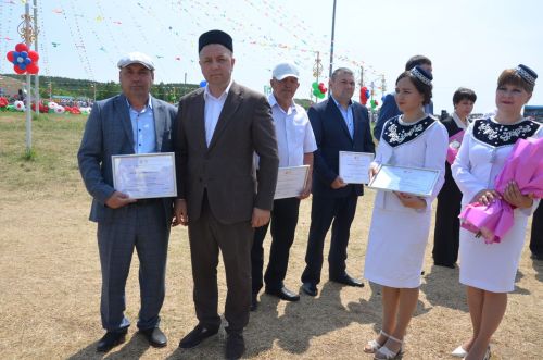 Авыл хезмәтчәннәре министрлык бүләкләренә ия булдылар