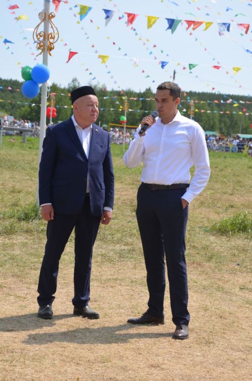 Сабантуй бүләкләргә мул булды