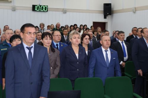 Яңа чакырылыш депутатлары район башлыгын сайладылар