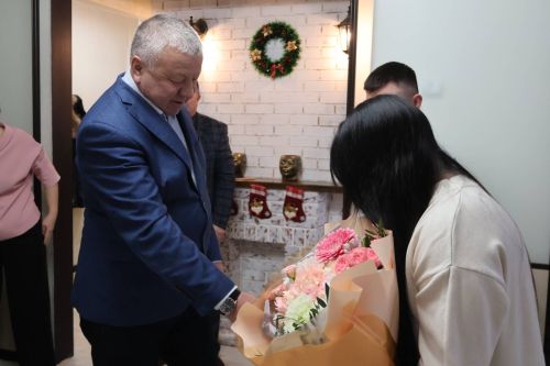 В Сарманово продолжают поддерживать молодых родителей