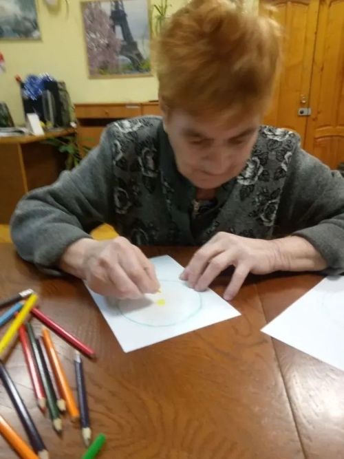 Мандалотерапия успокаивает жителей Джалильского ДИПИ