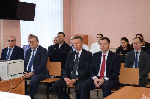 Район судында яңа суд рәисе белән таныштыру тантанасы үткәрелде