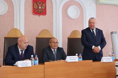 Район судында яңа суд рәисе белән таныштыру тантанасы үткәрелде