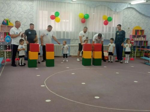 В Джалильском детском саду «Теремок» состоялась игра «Папы на старте»