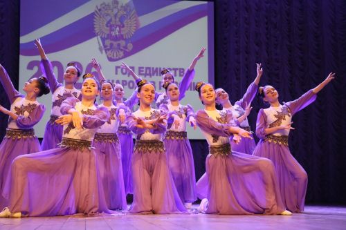 В Джалиле торжественно открыли Год единства народов России