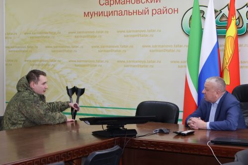 Фарит Хуснуллин встретился с ветераном СВО Наилем Разяповым