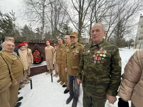 В Джалиле почтили память воинов-интернационалистов и приняли детей в Юнармию