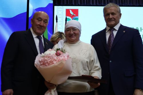 Тырыш эшмәкәрне мактадылар