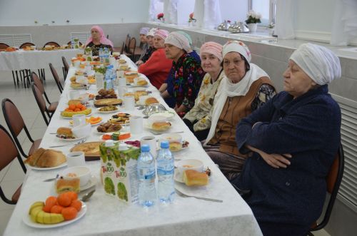 Җәлил картлар һәм инвалидлар интернат-йортында ифтар мәҗлесе узды