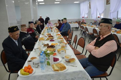 Җәлил картлар һәм инвалидлар интернат-йортында ифтар мәҗлесе узды