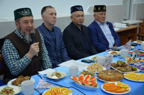 Җәлил картлар һәм инвалидлар интернат-йортында ифтар мәҗлесе узды
