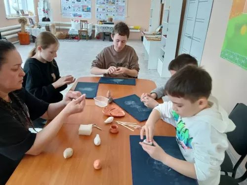 Яңа Әхмәт балалары әби-бабаларыбыз һөнәрен үзләштерәләр