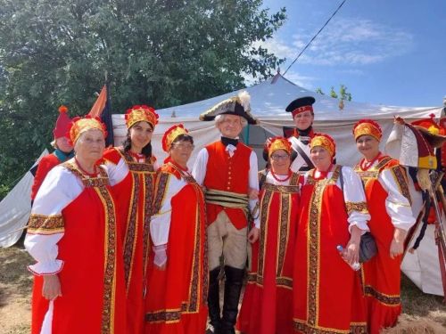 Район ансамбльләре «Каравон»да катнаштылар