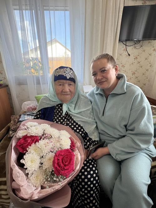 Әлфинур апа 90 яшен бәйрәм итте