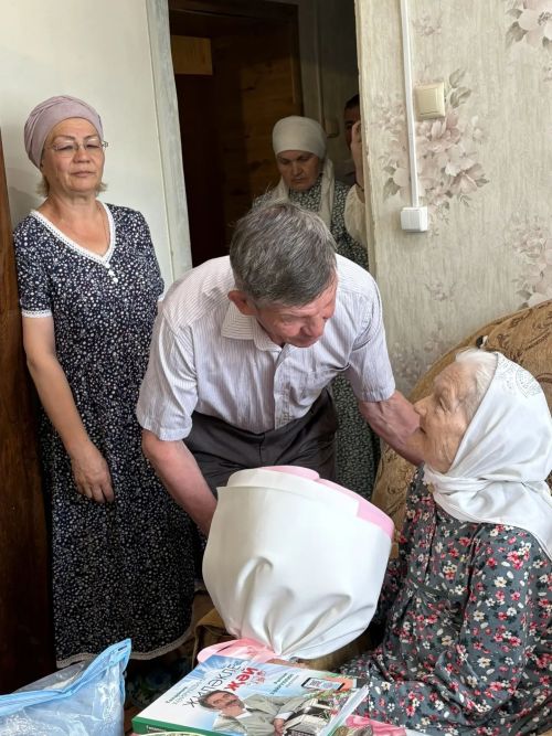 Район башлыгын укыткан Зөлфия Арслановага 95 яшь тулды