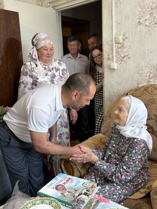 Район башлыгын укыткан Зөлфия Арслановага 95 яшь тулды
