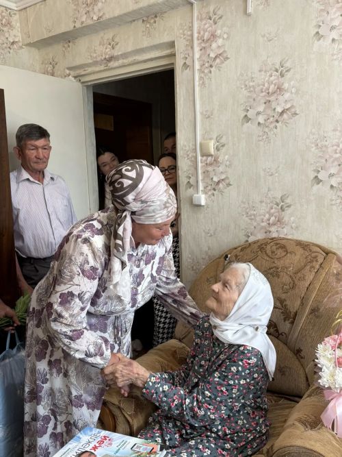 Район башлыгын укыткан Зөлфия Арслановага 95 яшь тулды