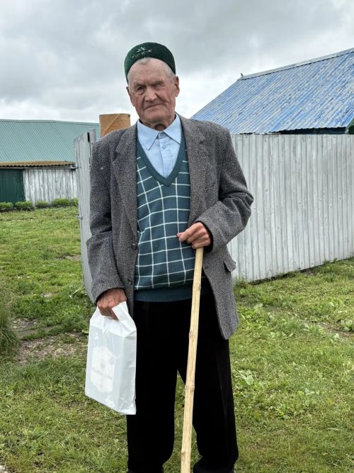 Тыл һәм хезмәт ветераны Миргаҗәм абыйны 95 яше белән котладылар