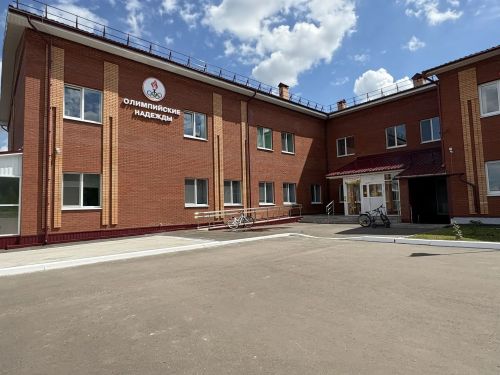 Сарманда балалар өчен заманча спорт лагере ишекләрен ачты