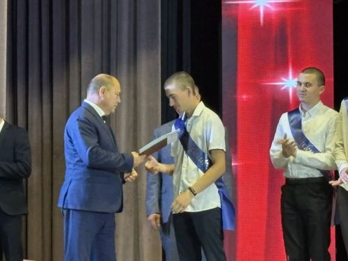Аграр көллияттә чыгарылыш кичәсе узды