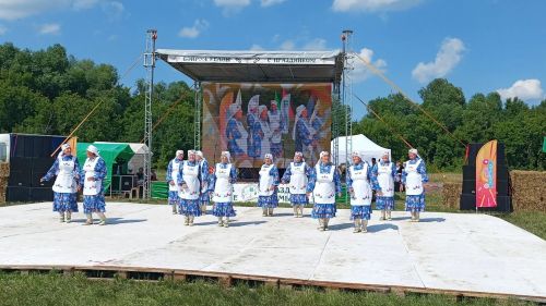 Район коллективлары «Кымыз бәйрәме»ндә катнаштылар