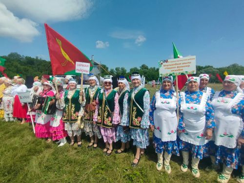 Район коллективлары «Кымыз бәйрәме»ндә катнаштылар