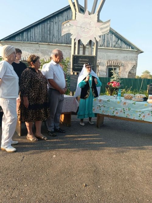 Ләшәү Тамакта балан белән миләшкә багышланган дәрес узды