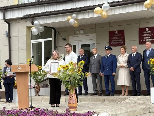 Аграр көллият яңа студентлар каршы алды