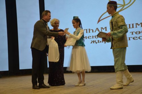 "Илһам чишмәсе" төбәкара җыр бәйгесенең Гала-концерты