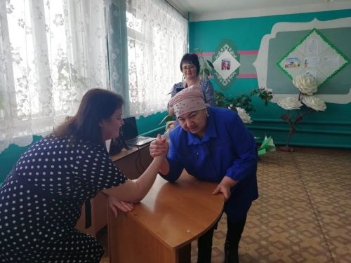 Шәрләрәмә авыл җирлегендә 8 Мартны күңелле итеп бәйрәм иттеләр
