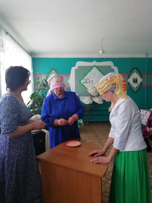 Шәрләрәмә авыл җирлегендә 8 Мартны күңелле итеп бәйрәм иттеләр