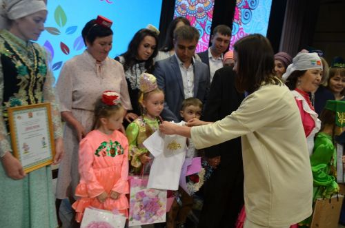 В Сарманово прошло мероприятие «Гаиләм – тормыш нигезе, ә балалар – көзгесе»