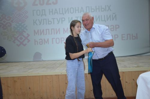 В Сарманово прошел творческий вечер местного поэта Раиса Калимуллина