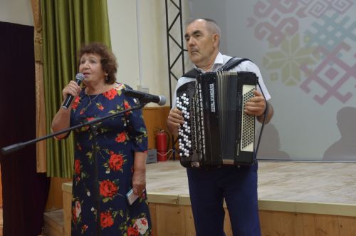 В Сарманово прошел творческий вечер местного поэта Раиса Калимуллина