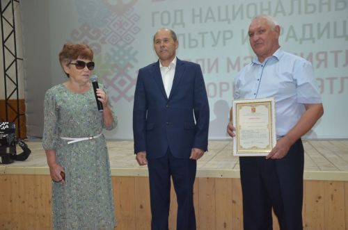 В Сарманово прошел творческий вечер местного поэта Раиса Калимуллина