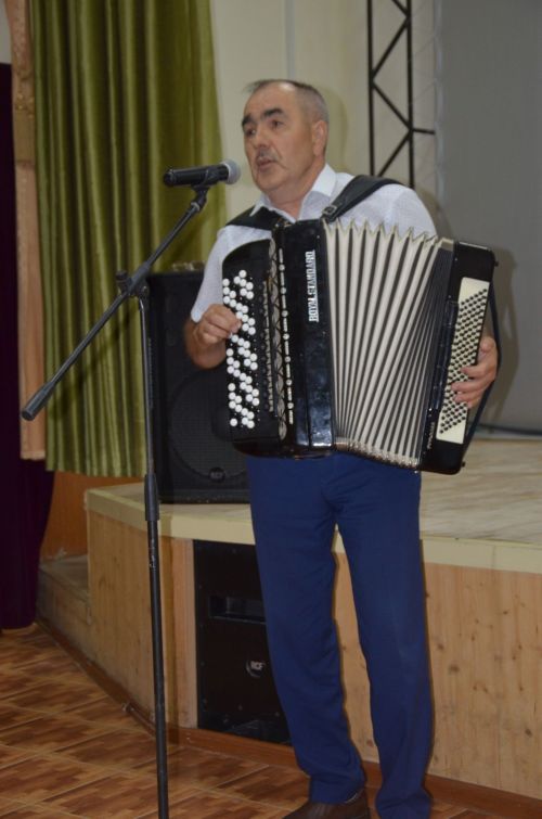 В Сарманово прошел творческий вечер местного поэта Раиса Калимуллина