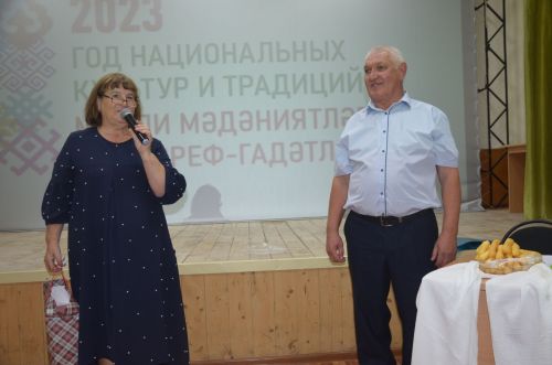В Сарманово прошел творческий вечер местного поэта Раиса Калимуллина