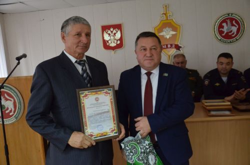 Җәлилдә эчке эшләр органнары ветераннары өчен ял бүлмәсе ачылудан фоторепортаж