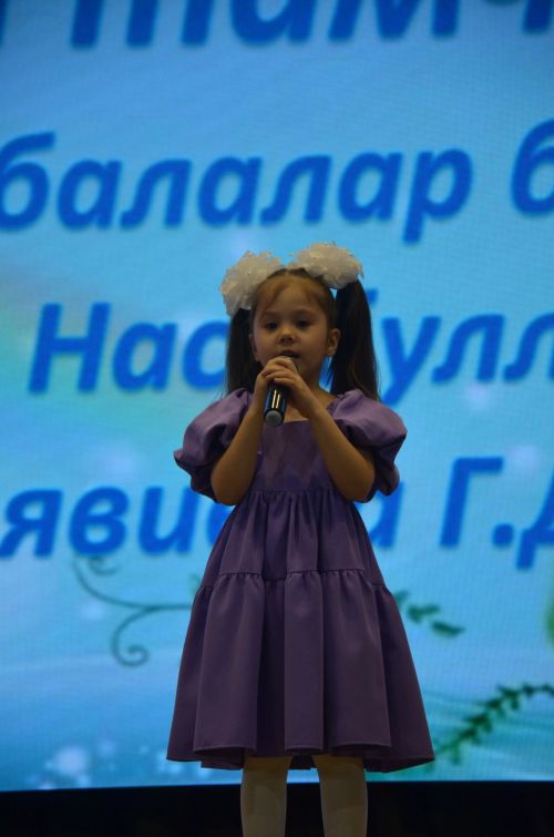 "Җырлы балачак илендә" XVI район талантлы балалар бәйгесенең гала-концертыннан фоторепортаж