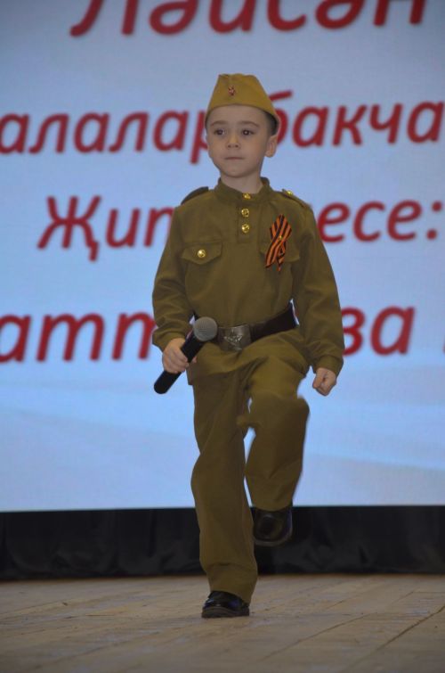 "Җырлы балачак илендә" XVI район талантлы балалар бәйгесенең гала-концертыннан фоторепортаж